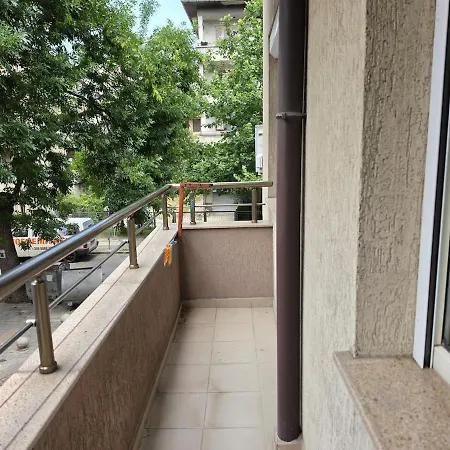 Appartement Modern In The Heart Of